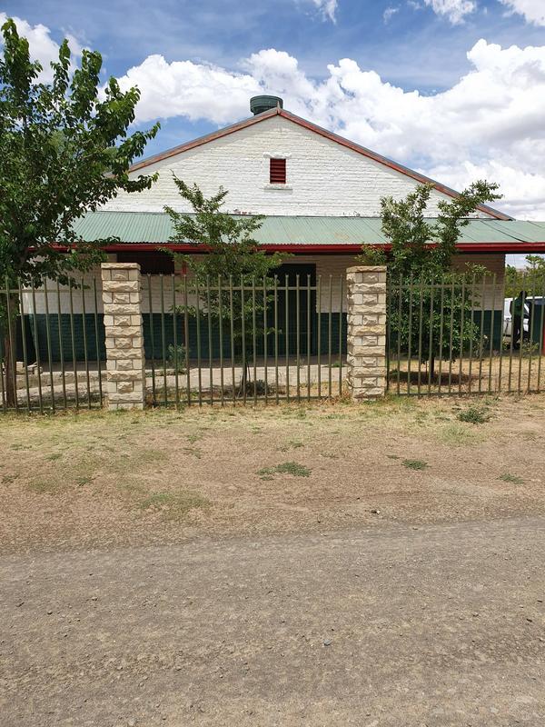 2 Bedroom Property for Sale in Ladybrand Free State